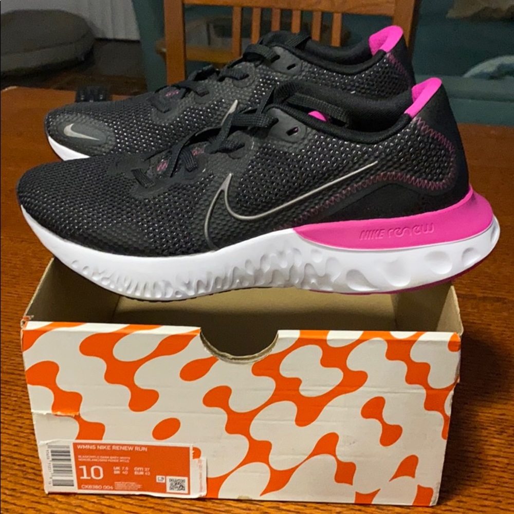 Women’s Nike Renew Run